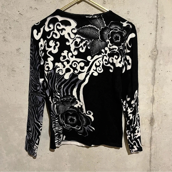 Pierri New York Womens Black White Floral Beaded Long Sleeve Sweater Size S - Picture 7 of 8